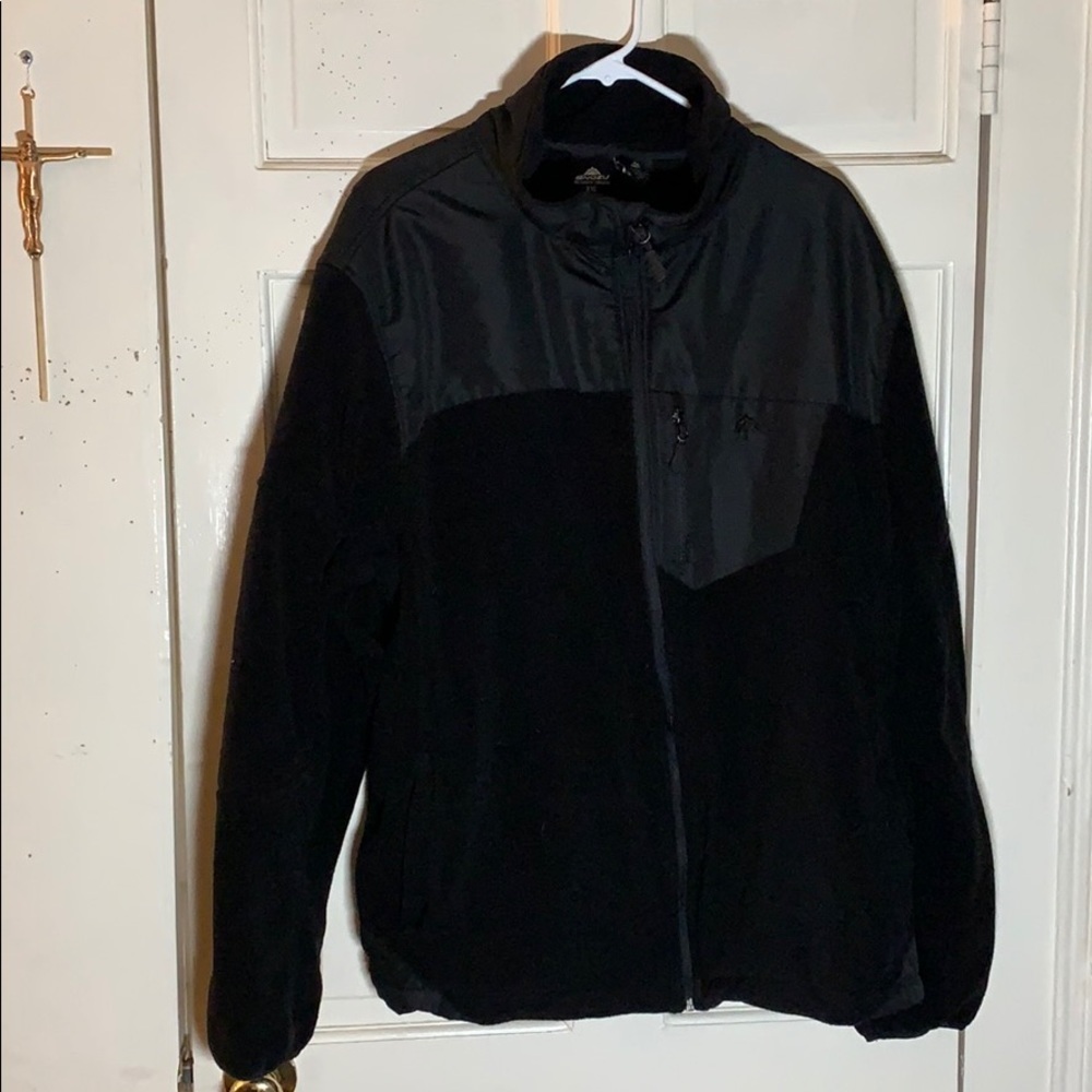 Men’s XXL Snozu black fleece coat